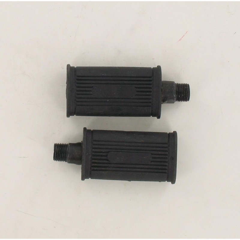 Paire de pédales plastiques noires 14x125 type Notario Peugeot MBK