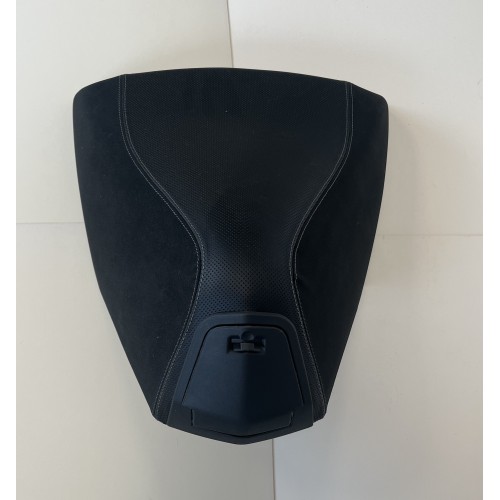 Selle pilote noire Peugeot Satelis
